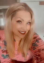 Sierra Bowers's Instagram, Twitter & Facebook