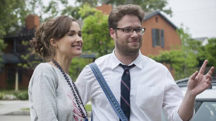 New 'Neighbors' Trailer Explains Seth Rogen and Rose Byrne's Feud With Zac  Efron's Frat (Video)