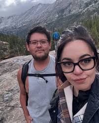 Esme Bañuelos (@esmebanuelos) • Instagram photos and videos