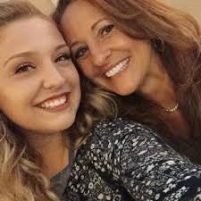 Stacy Dove (@stacysdove)