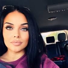 Anna Hamilton (@imperfect_annah)