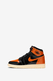 Maybe you would like to learn more about one of these? Air Jordan I Black Orange Erscheinungsdatum Nike Snkrs Ch