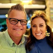 Pastor Eli Hendricks