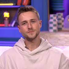 On a ce petit grain de folie" : Théo a déjà "une petite accroche" avec une  autre candidate de la Star Academy - Femmeactuelle.fr