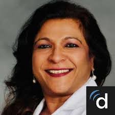 Jennifer Mingione's Instagram, Twitter & Facebook