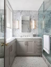 The guest bathroom design of our modern chicago townhome is an all white bathroom with a bright and calming feel. Drake Tower Apartment Traditional Bathroom Chicago By Howells Architecture Design Houzz