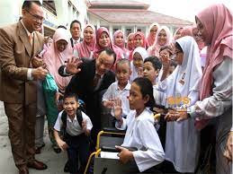 Restaurant pusat kejiranan presint 11. Tiada Lagi Murid Cicir Putrajaya Gps Bestari