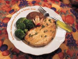 According to the shafi'i, maliki and hanbali branches of islam, all fish and shellfish would be halal. Lawful And Unlawful In Food And Drink Seafood Skin And Terestrial Animals Ppt Download