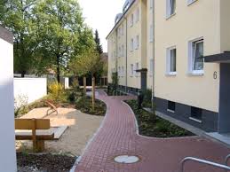 Haus neu amerika wohnen wo andere urlaub machen. 4 Zimmer Wohnung Mit Balkon In Gepflegter Wohnanlage In Niedersachsen Garbsen Etagenwohnung Mieten Ebay Kleinanzeigen
