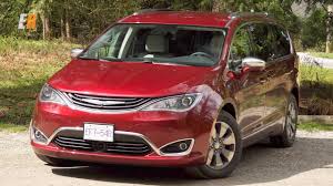 It's super simple to charge your chrysler pacifica hybrid. Reviews The 2018 Chrysler Pacifica Hybrid Is The Best Family Car You Can Buy Pressfrom Us