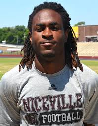 Niceville 🎙 Man Celebrates Four Decades With Eagle 🏈