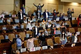 1 day ago · cuarto retiro del 10% enfrenta hoy su primera votación en la comisión de constitución de la cámara en caso de ser aprobada, la iniciativa enfrentará su siguiente etapa en la discusión del. Diputados En Reflexion Gobierno Aun No Logra Asegurar Votos Para Rechazo De Cuarto Retiro La Tercera