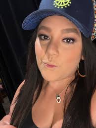 TBT con mi amada hermana de la vida y mejor amiga @veroarce27 en la boda de  mi amada hermana y amado cuñado ✨ @lynnetfragoso @jtos21 🥂 ¡Nos tiramos la  tela! . . .