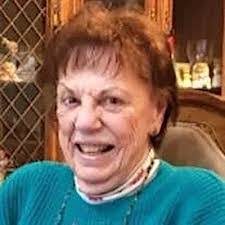 Eileen Bruno's Instagram, Twitter & Facebook