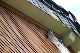 Dach Reparatur In Bunde Mai 2016 Dachdecker Dach Roofer Dachreparatur Dachwartung Dachinspektion Dachdeckermeisterbetri Dach Dachreparatur Dachdecker