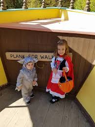 Elke dag worden duizenden nieuwe afbeeldingen van hoge kwaliteit toegevoegd. Sibling Halloween Costumes 15 Scary Cute Ideas