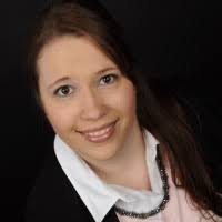 100+ perfiles de «Ann Storm»