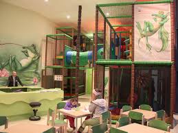 Kinderbetreuung Im Kindercamp Von Mobel Hausmann