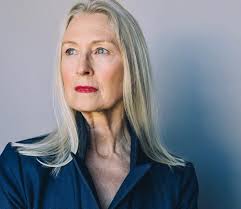 Christine Kellogg's Instagram, Twitter & Facebook