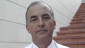 O conmigo o contra mí. El Servicio Andaluz de Salud no se anda con medias  tintas»