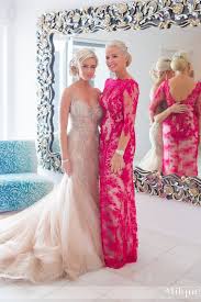 Help her look her best with one of these polished and pretty hairstyles. Elegant Mother Of The Bride Hairstyles Southern Living