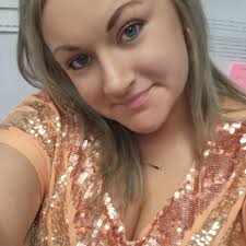 Roxy Bee Walker (@roxybee1215) • Instagram photos and videos