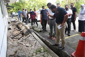 Muhyiddin advisers warned him of rising public anger, say insiders. Selangor Tanggung Kos Baik Pulih Tanah Mendap Pangsapuri Indah Ria Selangorkini