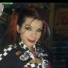 Jennifer Denning (jennyeatshearts)