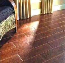 27 motif keramik lantai terbaru 2018 lagi ngetrend. 30 Model Keramik Motif Kayu Desain Terbaru 2021 Rumahpedia