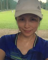 Pan Ling Ling 潘玲玲-  早上吃太多了，现在拼命运动努力消耗热量😅😅加油💪🏻💪🏻祝大家周末愉快😘😘#thecelebrityagency #tca  #mystorysg