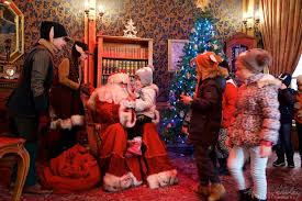 Check spelling or type a new query. Santa Klaus Is Coming To Town Fotojurnal Targul De Craciun Bucuresti