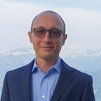 60+ perfiles de «Agosti»