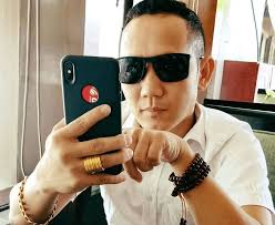An audio pronunciation of name lama in spanish mexico. Kathmandu Police Arrest Gangster Satya Man Lama Onlinekhabar English News