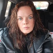 Cindy Reinhardt's Instagram, Twitter & Facebook