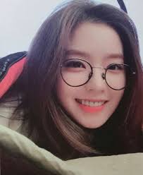 Geschenke mit foto für familie & freunde. 21 Ide Cewek Cantik Lucu Kecantikan Gadis Ulzzang Gadis Cantik