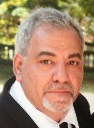 Walter Caron's Instagram, Twitter & Facebook