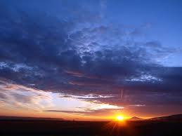 Terhalang awan tipis pagi ini matahari tetap terlihat begitu indah. Fajar Szarsomlyo Fajar Hari S Awan Langit Matahari Terbit Cahaya Pagi Alam Jeruk Pikist