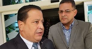 Henry Escalera's Instagram, Twitter & Facebook