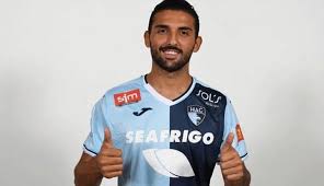 Ülkemizi fransa'da temsil eden umut meraş transferi hakkında açıklamalarda bulundu. Umut Meras Transfer Kararini Verdi Orta Cizgi Besiktas Haberleri Besiktas Transfer Haberleri