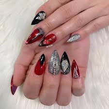 Black Acrylic Nails With Red Glitter Acrylic Nails Stiletto Nails Claws Pointy Nails Red And Black Nails Glitter Nails Popular Nails Ki Birthday Nail Designs Birthday Nails Red Nail Designs