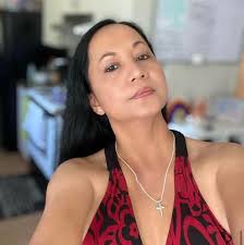 Jeannette Casuga Trevias Music updated their status.