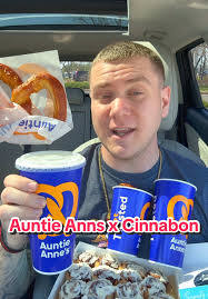 Aintie Anna Oreo Pretzels Review