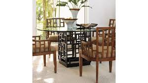 Unlimited sizes of glass tops offers many design options. Baer S Furniture Store Are Glass Top Dining Tables Back In Style