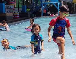 10 Spot Foto Di Waterpark Ciperna Cirebon Harga Tiket Masuk Lokasi Kolam Renang Jawa Barat Alamat Perumahan Taman Kota Wisataterdekat Com