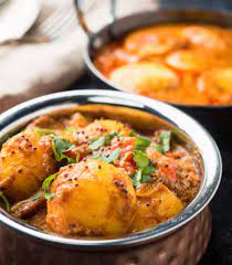 Bombay Potatoes Restaurant Style Bombay Aloo Recipe Bombay Potatoes Indian Food Recipes North Indian Recipes