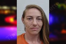 Krystle Pratt's Instagram, Twitter & Facebook