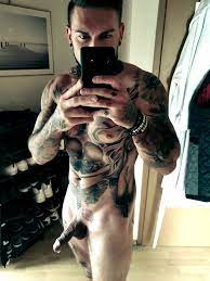 Nude tattoo selfie