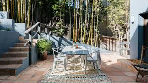 Op deze site vindt u een ovezicht van de producten. 13 Landscaping Ideas For Creating Privacy In Your Yard
