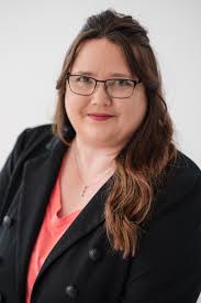 I became a realtor about a year ago in Indiana with a well known company  and I still feel like I don't know anything about it, I closed only 1 deal.  I