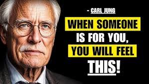 Ann Cee's Instagram, Twitter & Facebook